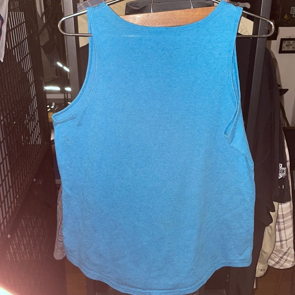 Used slightly, River Beach, Sized Large, Malibu Tank top. Blue with beach scene - Picture 3 of 4